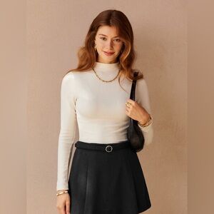 OGL ProWarm Thermal Brushed Mock Neck Crop Top
Morning Mist Size Large